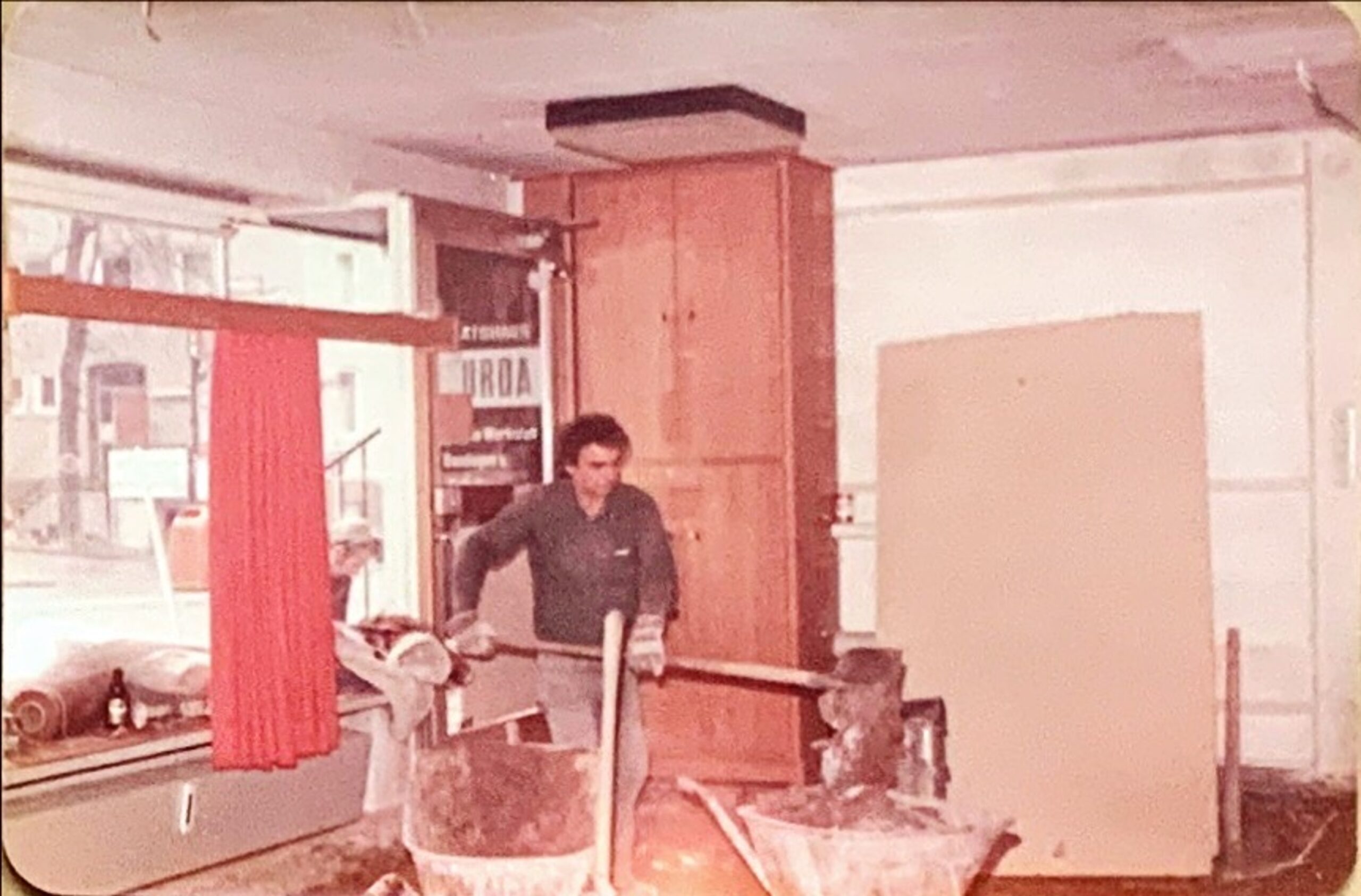 Räumlichkeiten 4 1969 Raeumlichkeiten Umbau03 scaled