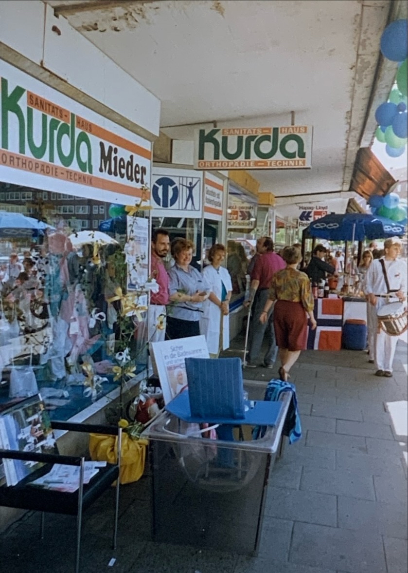Impressionen 19 1990 Fotos StrassenfestHoltenauerStrasse02