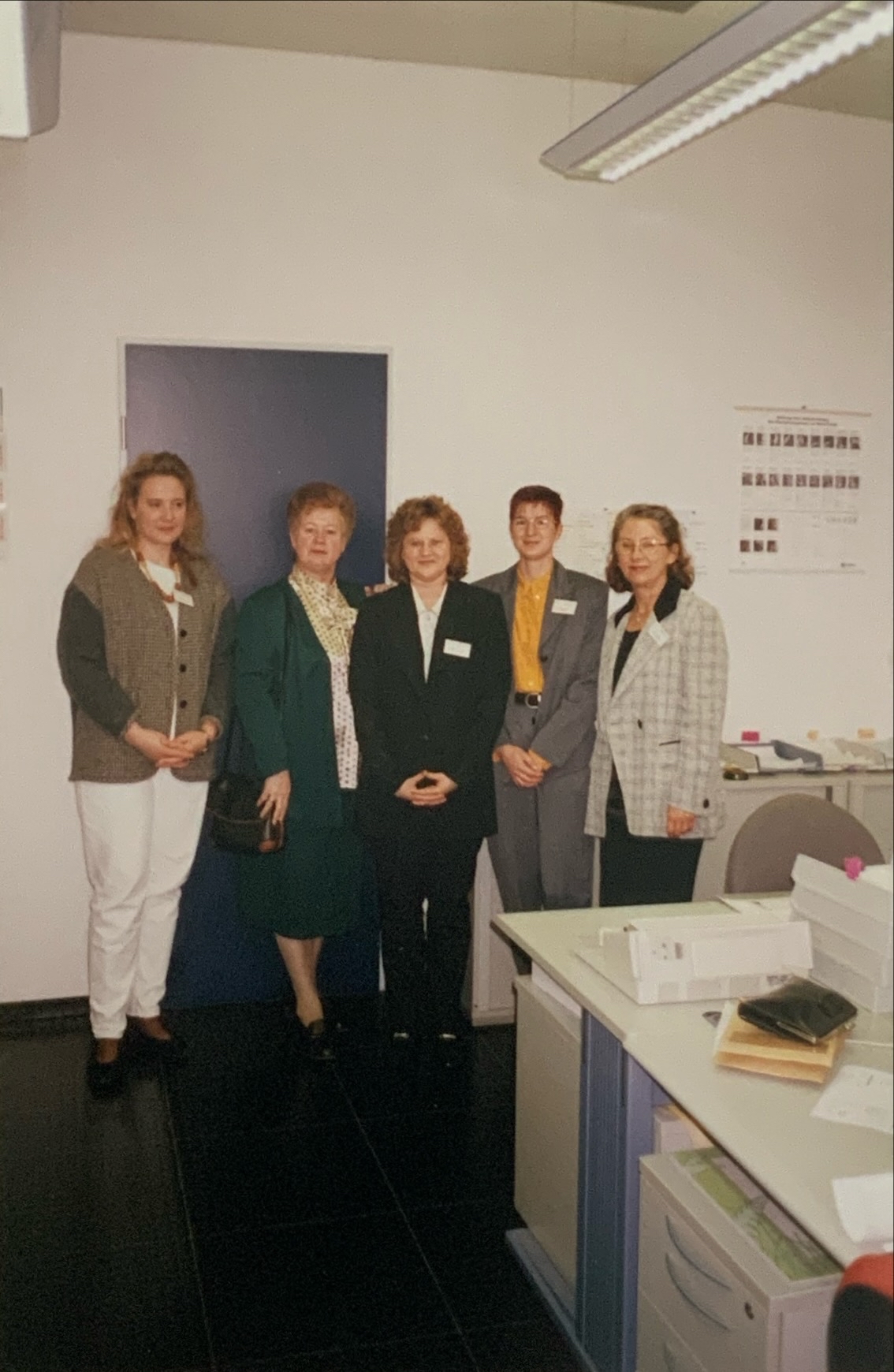 Impressionen 31 1998 einweihung neue produktionshalle bauerfeind